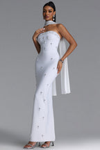 MAXI'S WHITE STRAPLESS DRESS WITH CRYSTALS AND A DECORATIVE SCARF