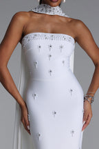 MAXI'S WHITE STRAPLESS DRESS WITH CRYSTALS AND A DECORATIVE SCARF