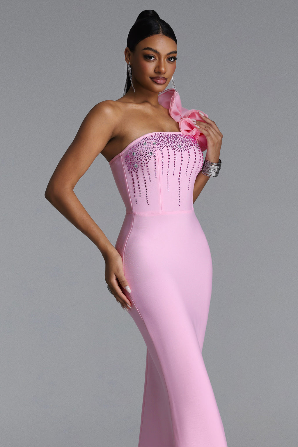 MAXI PINK DRESS FOR ONE SHOULDER WITH FLOWER AND CRYSTALS