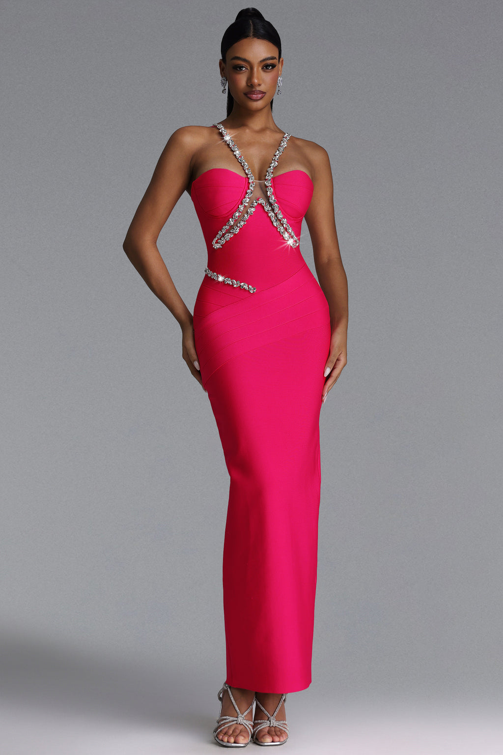 MAXI'S FAUX DRESS WITH DECORATIVE CRYSTALS AND A HALTER DECLOT