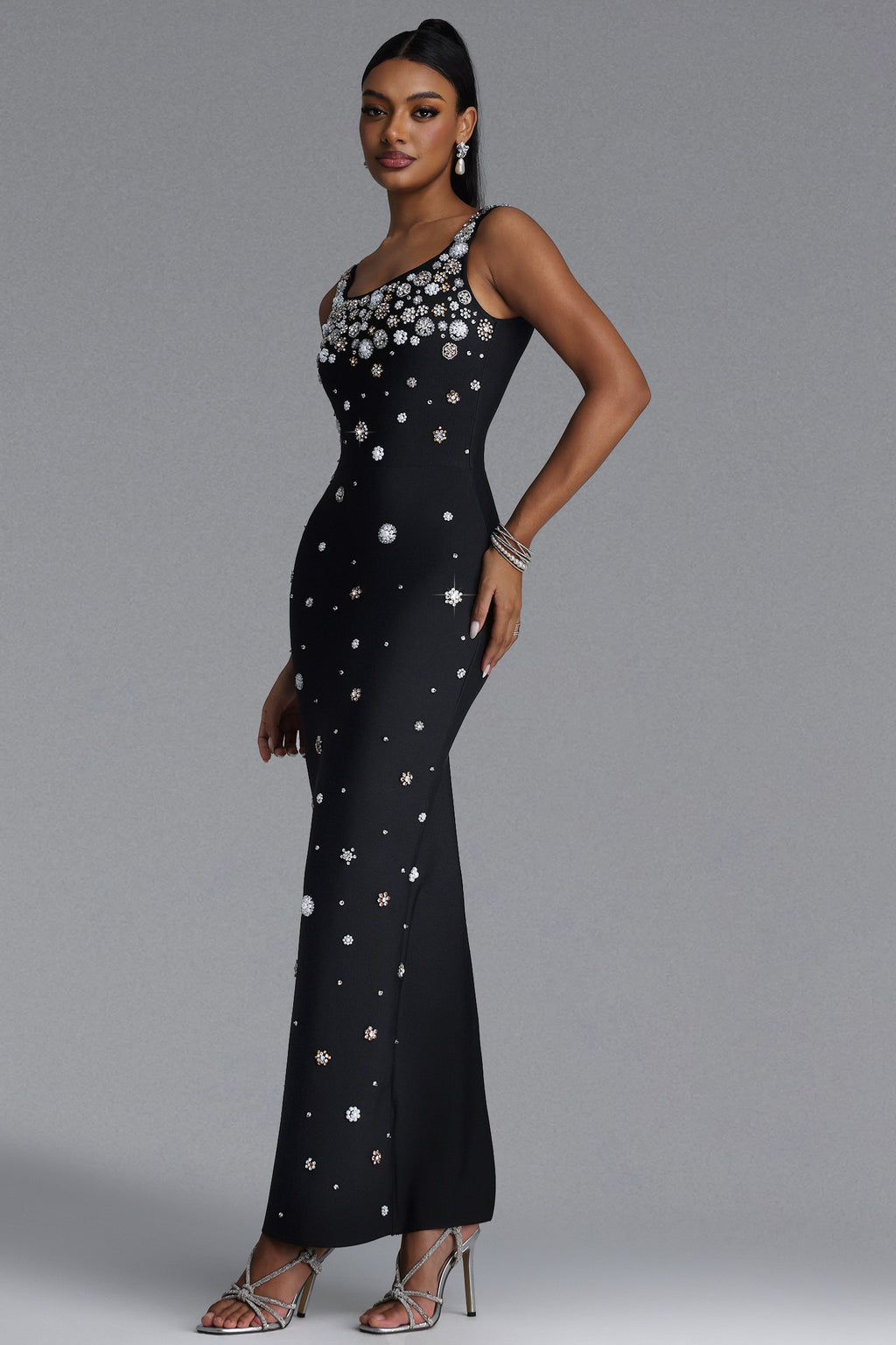 MAXI BLACK DRESS WITH CRYSTAL DECORATIONS AND JEWELRY STRAPS