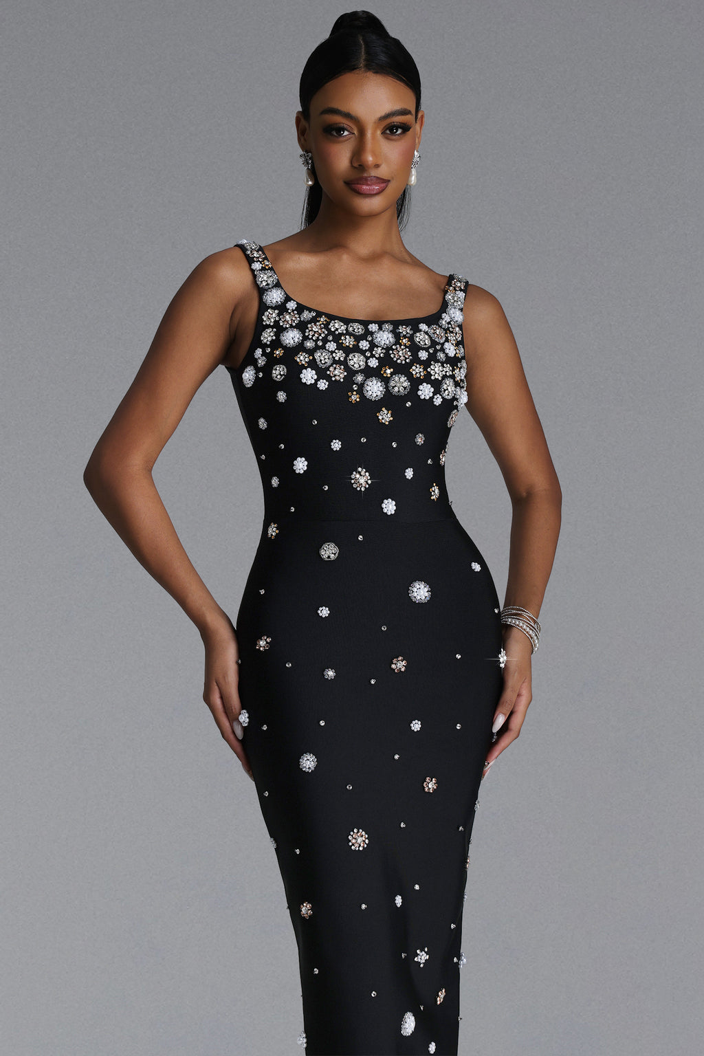MAXI BLACK DRESS WITH CRYSTAL DECORATIONS AND JEWELRY STRAPS