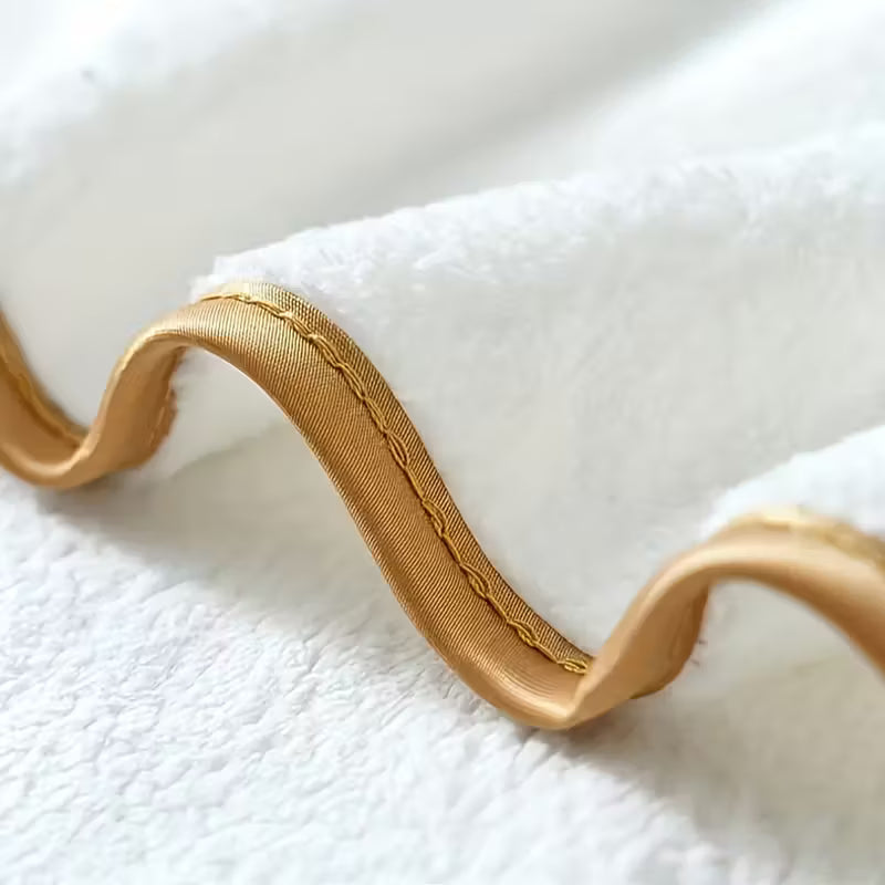 Zestaw 8 Ręczników Kąpielowych– Miękkie, Aksamit Koralowy białe