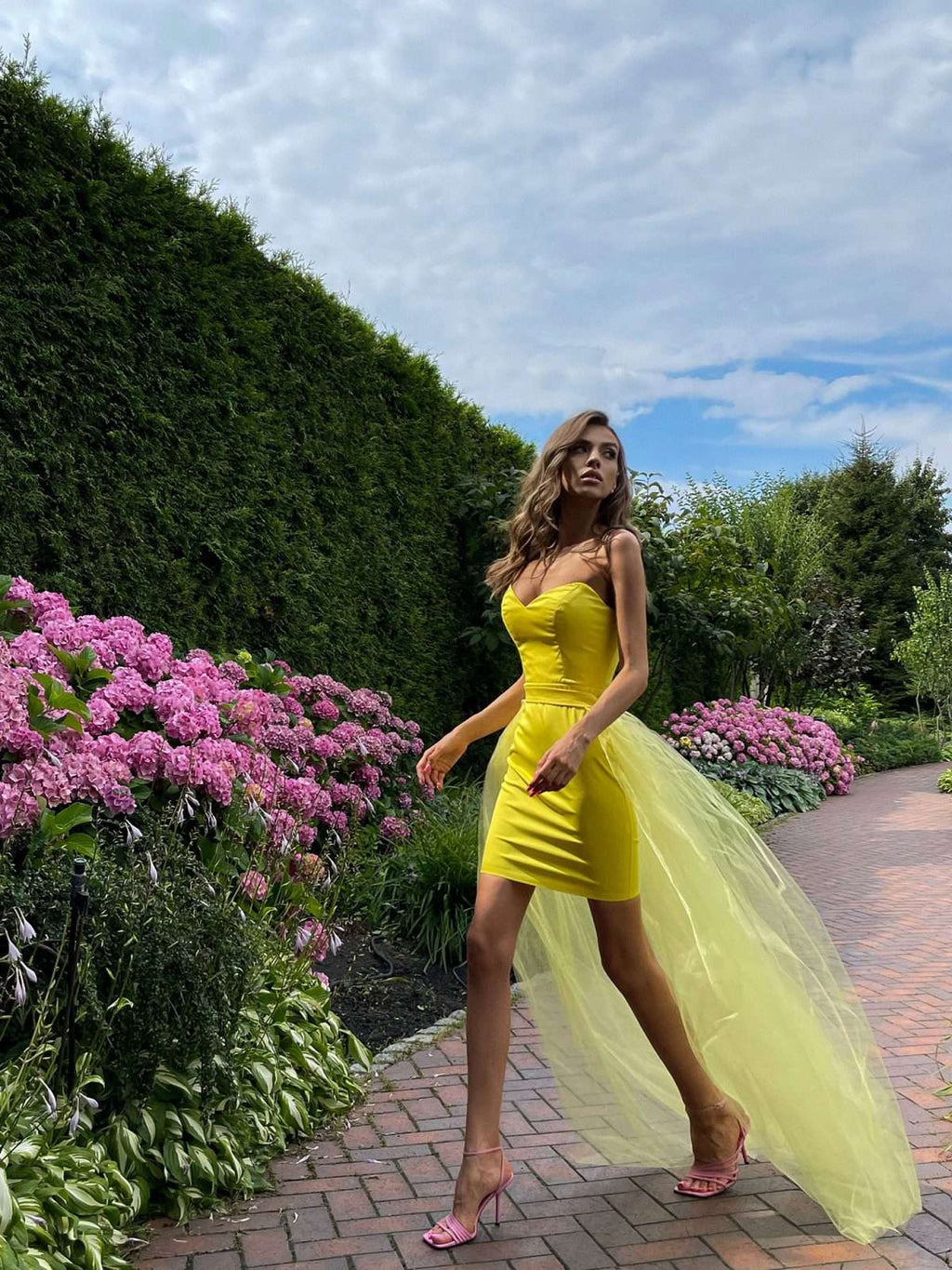 Short Mini Party Dress with Tulle Train