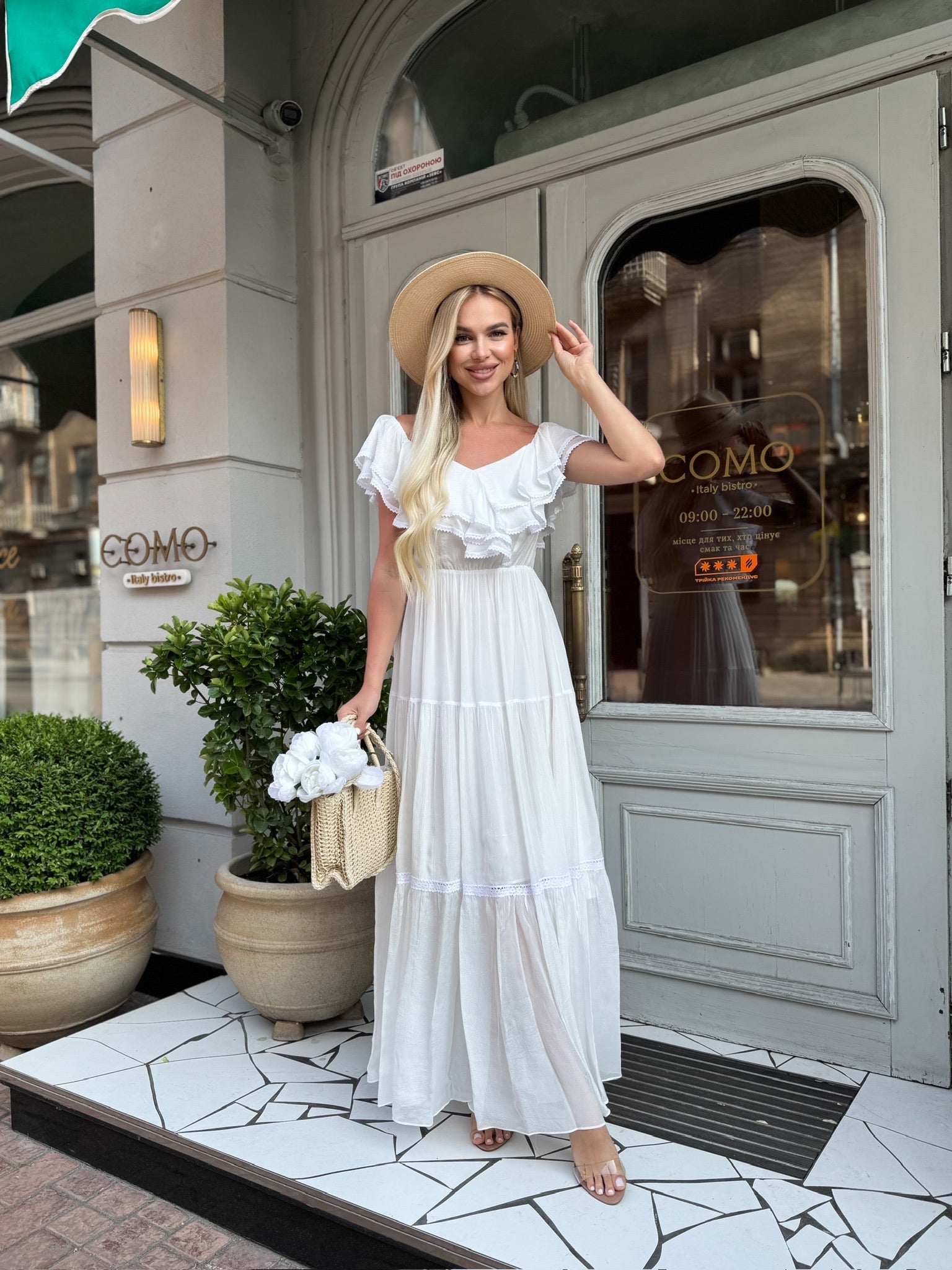 Chic boho maxi dress with ruffles