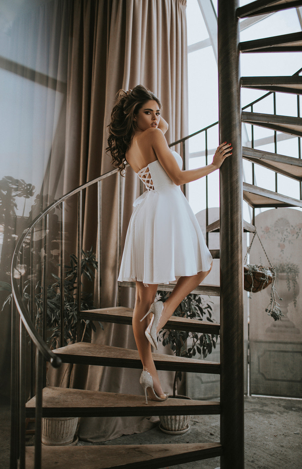 off-shoulder-white-dress-courthouse-wedding-back detail