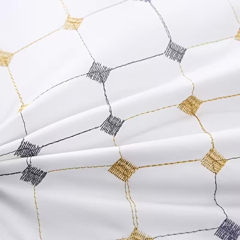 Poduszka Hotelowa– Pokrowiec z Hipoalergicznej Poliestru na Każdą Porę Roku