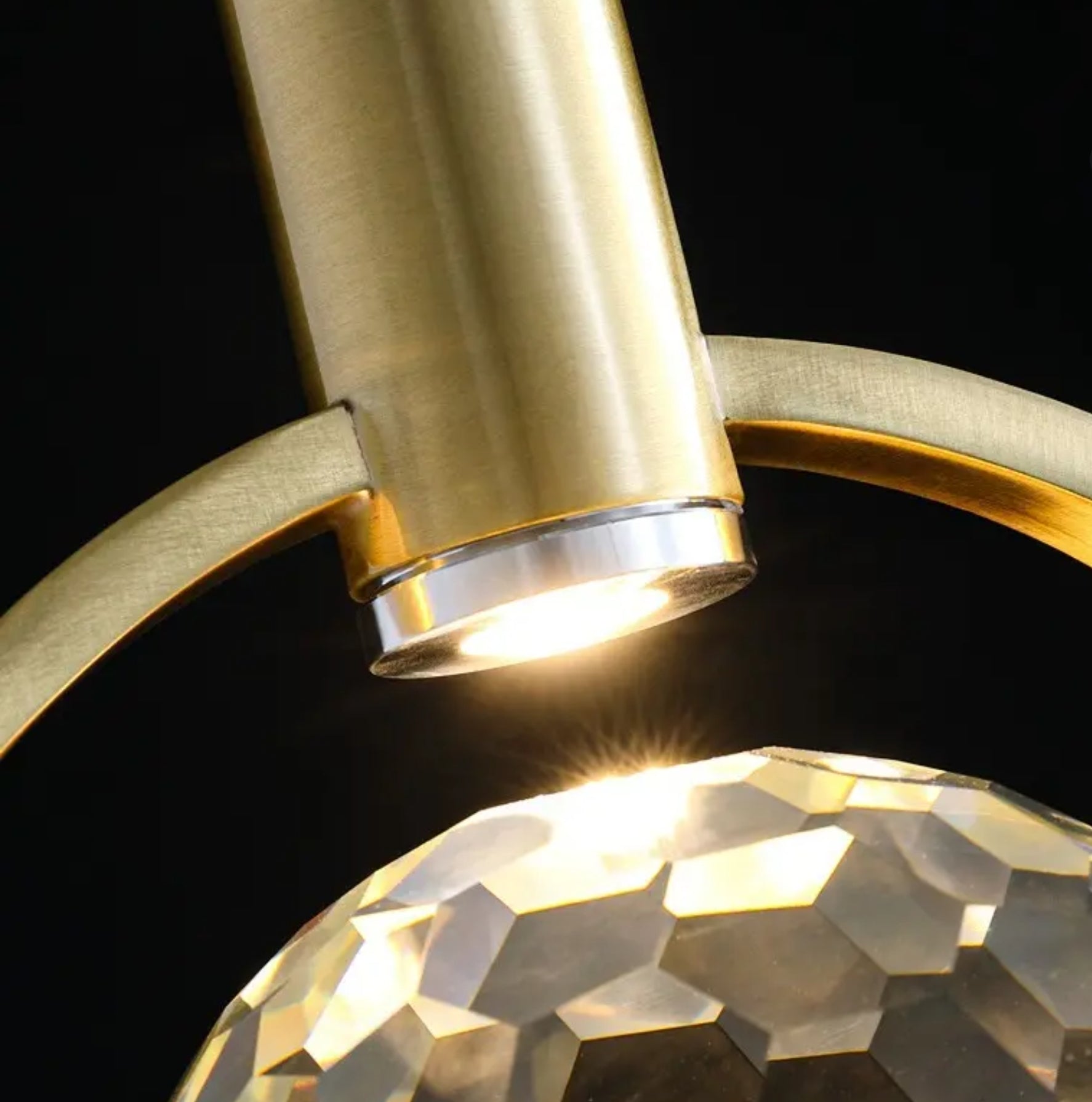 Lampa wisząca kryształowa LED 5W nowoczesna złota K9 szklana kula żyrandol nad stół salon restauracja