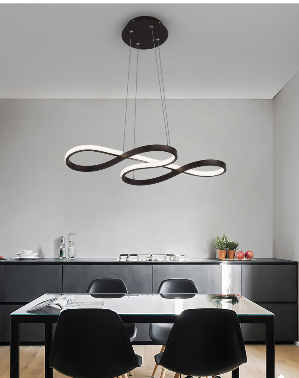 Lampa wisząca nad wyspą kuchenną, stół barowy, dekoracja jadalni