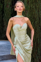 Fitted Dress With Sweetheart Neckline And Pleated Details In Shimmering Chiffon