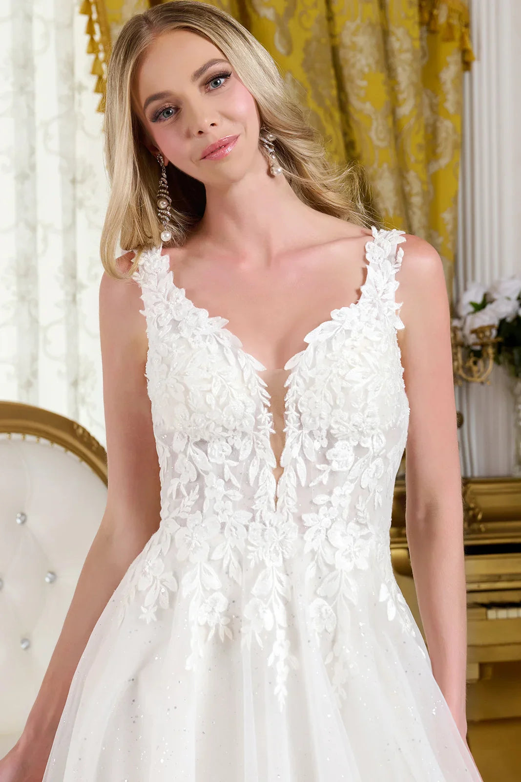 A-Line Wedding Dress, Fitted Bodice With Straps Adorned With Beads, Embroidery And Glitter